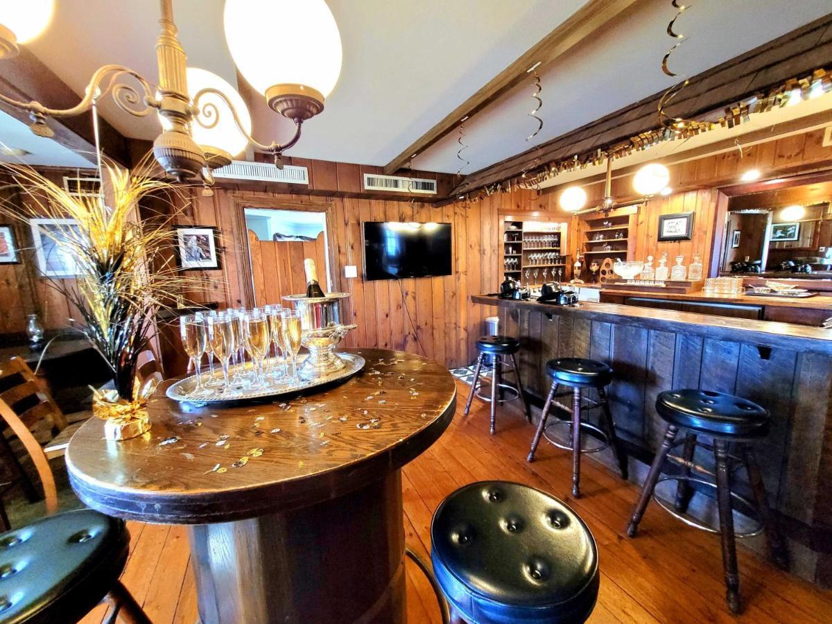 Pump House Inn & Spa Skytop エクステリア 写真